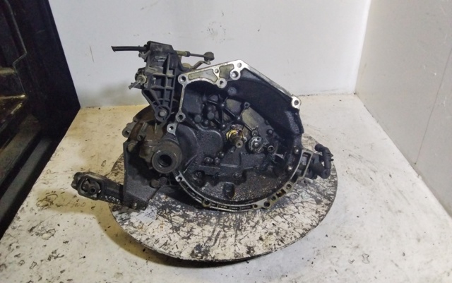 20CQ87 Peugeot/Citroen