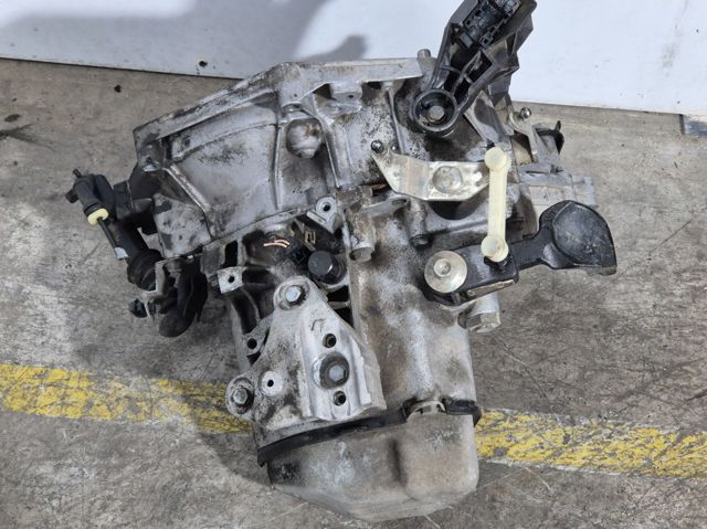 20CQ87 PEUGEOT Caja de cambios  en stock Huelva