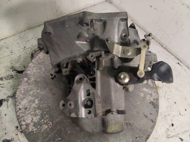 Caja de cambios mecánica, completa Peugeot 208 CA, CC