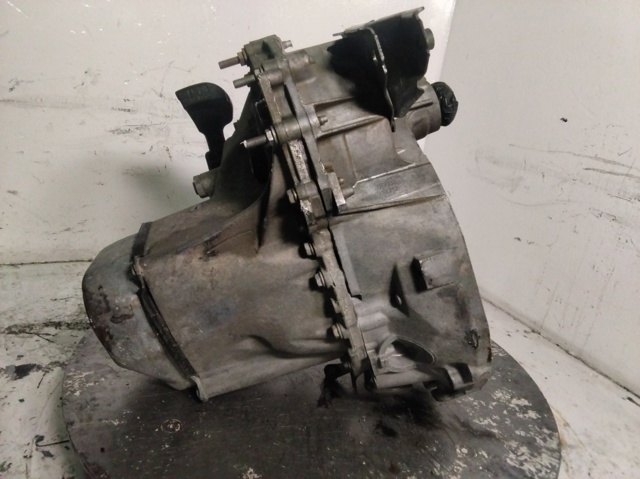 Caja de cambios mecánica, completa Peugeot 208 CA, CC