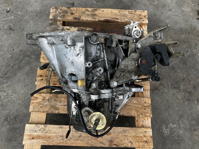 20DL68 PEUGEOT Caja de cambios  en stock Huelva