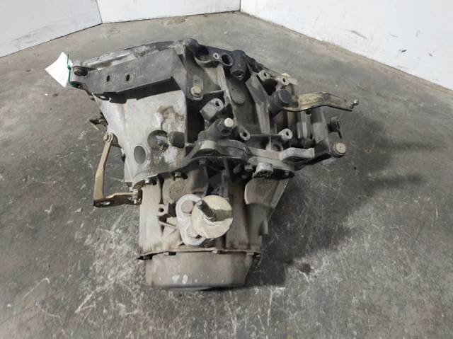 20DL74 PEUGEOT Caja de cambios manual completa  comprar en Jaén