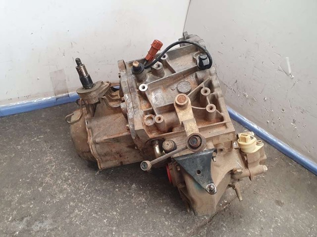 PEUGEOT 20DM48 Caja de cambios manual completa  comprar en Ponferrada