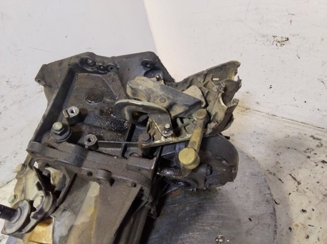 PEUGEOT 20DM69 Caja de cambios manual completa  disponible Lugo