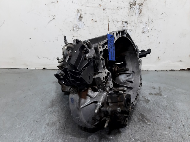 20DP47 Caja de cambios manual completa  disponible Utrera