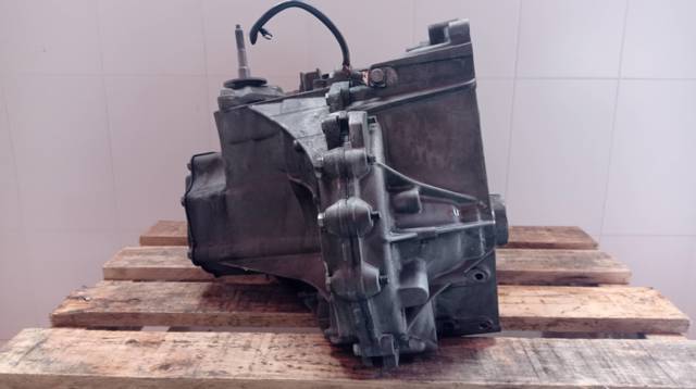 20EA01 Caja de cambios  en stock Granada