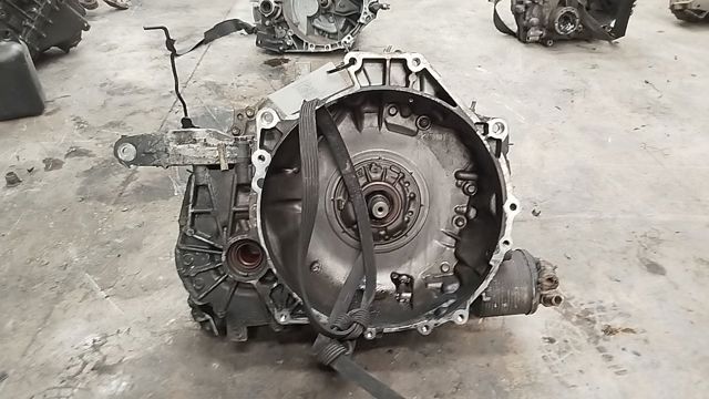 Precio del repuesto Caja automatica C5  sedán