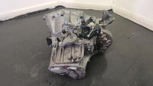 20MB26 Caja de cambios  en stock Castellón