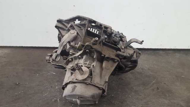 20TA45 Caja de cambios manual completa  disponible Utrera