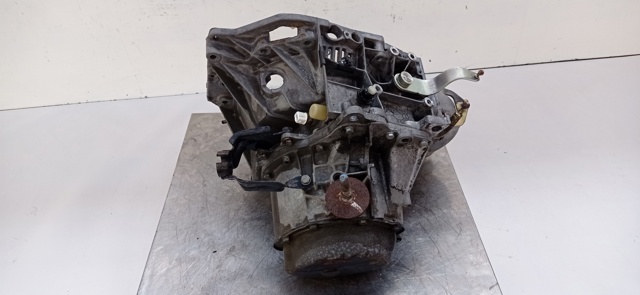20TA45 PEUGEOT Caja de cambios  en stock Córdoba