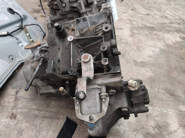 20TD93 PEUGEOT Caja de cambios  en stock Gandía