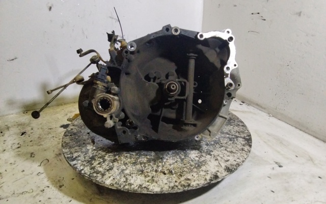 20TD93 PEUGEOT Caja de cambios  en stock Huelva