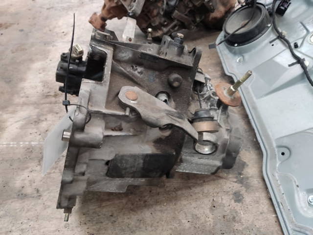20TD93 PEUGEOT Caja de cambios manual completa  disponible Vigo