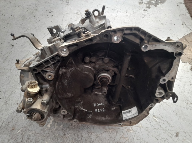 PEUGEOT 20TD95 Caja de cambios manual completa  comprar en Albacete