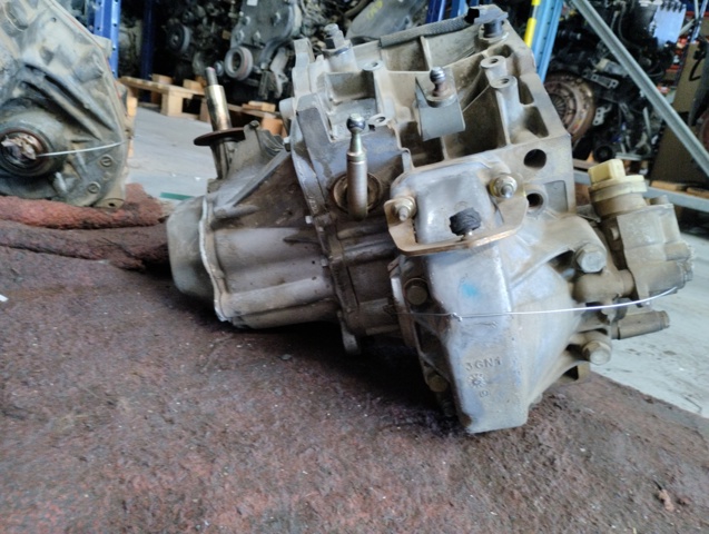 PEUGEOT 20TD95 Caja de cambios  en stock Salamanca