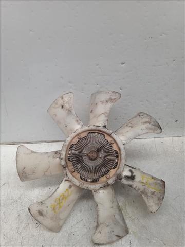 Bombeadora de agua 2101080G01 NISSAN