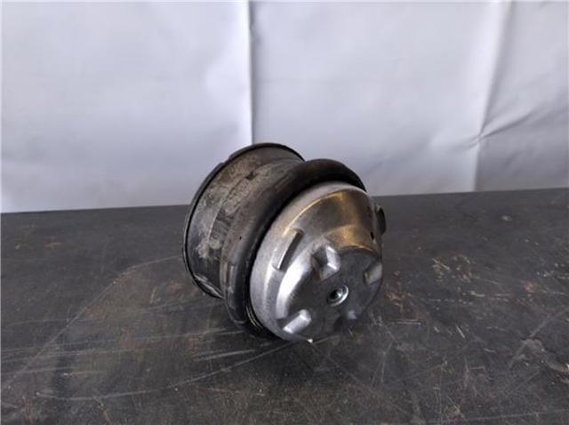 Soporte de motor derecho 2102402417 MERCEDES