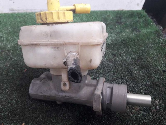 Cilindro principal de freno Volkswagen Golf 5 1K1