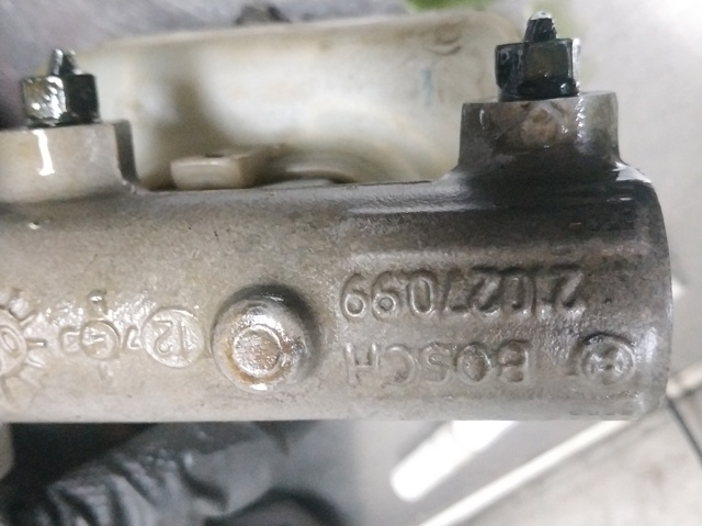 VAG 21027099 Cilindro principal de freno  comprar en Albacete