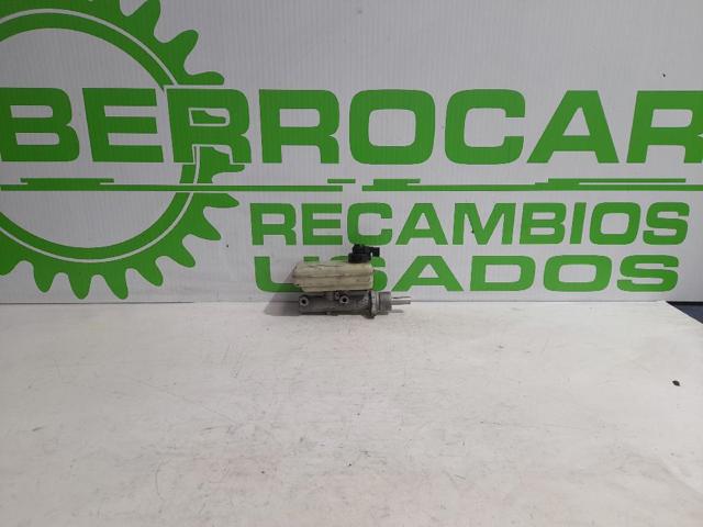 21027999 IVECO Cilindro maestro de frenos comprar Bilbao