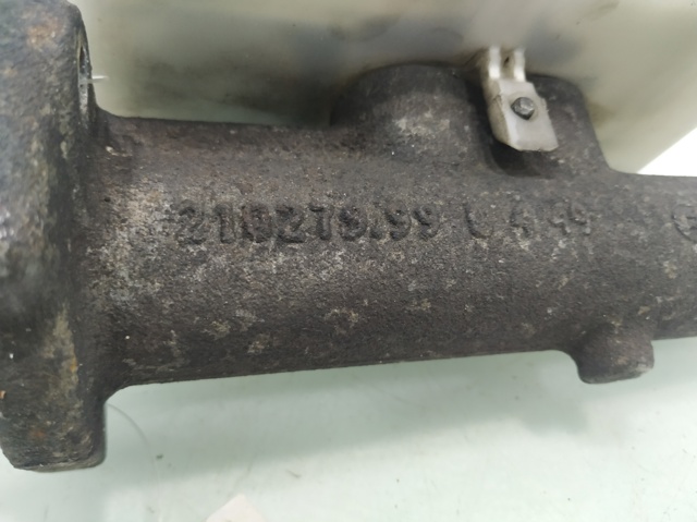 21027999 IVECO Cilindro maestro de frenos comprar Bilbao