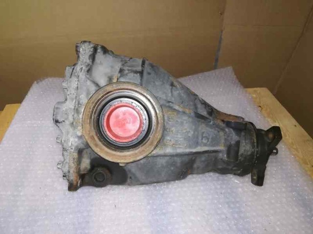 2103510805 MERCEDES Carcasa del diferencial trasero  en stock Gandía