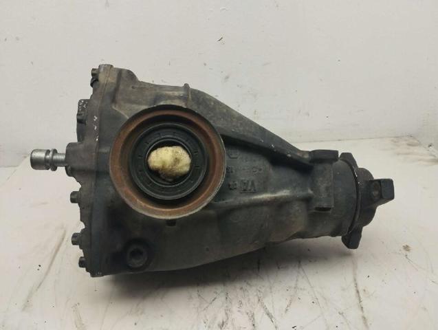 MERCEDES 2103513308G Carcasa del diferencial trasero  disponible Lugo