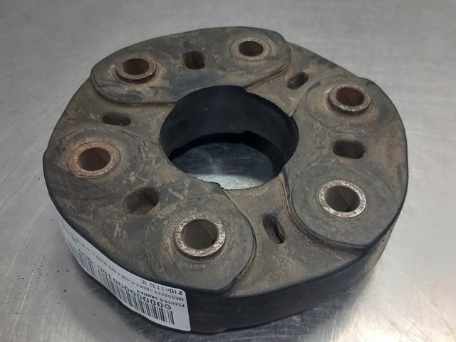 2104110215 MERCEDES Acoplamiento elástico del cardán delantero/trasero  disponible Alicante