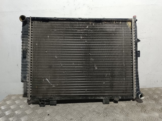 Radiador refrigeración del motor 2105003303 Mercedes