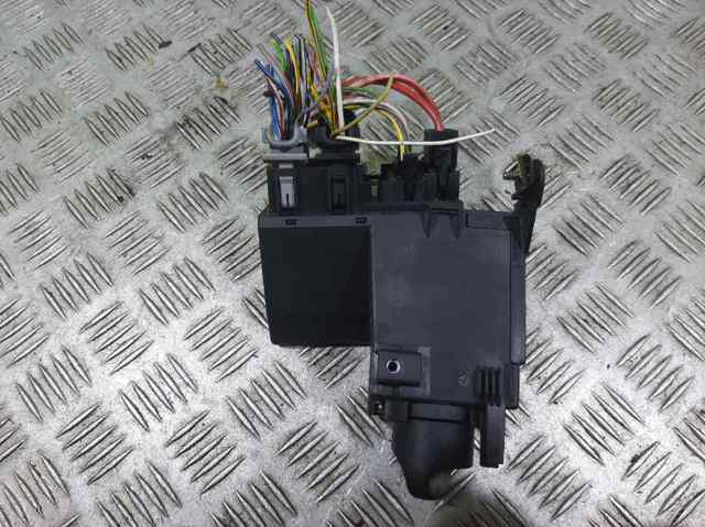2105450104 MERCEDES Interruptor de luces en el tablero comprar Bilbao