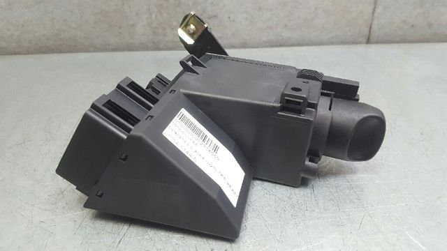 Mando luces para mercedes-benz clase e t-model (s210) (1996-2000) e 230 t (210.237) m111970 2105450104