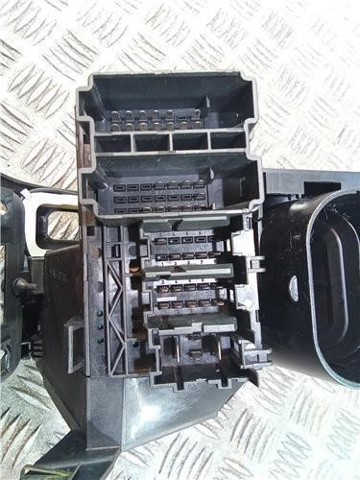 2105450104 MERCEDES Interruptor de luces en el tablero comprar Bilbao