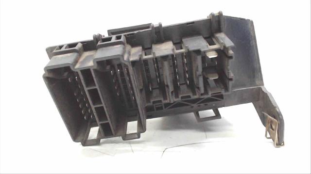 2105450104 Interruptor de luces en el tablero  disponible Burgos