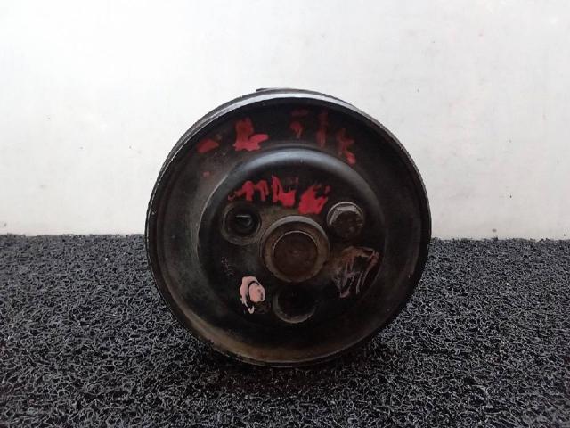 2106126 BMW Bomba de dirección asistida  disponible Ourense
