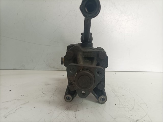 2106126 BMW Bomba de dirección  en stock Gandía