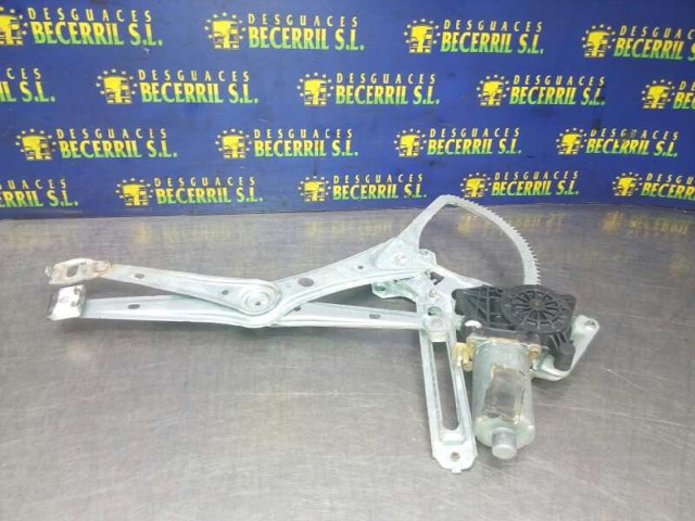 2107201246 MERCEDES Mecanismo de elevalunas delantero derecha comprar Alcalá