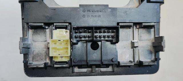 2108200110 MERCEDES Unidad de control de elevalunas de la consola central  disponible Ourense
