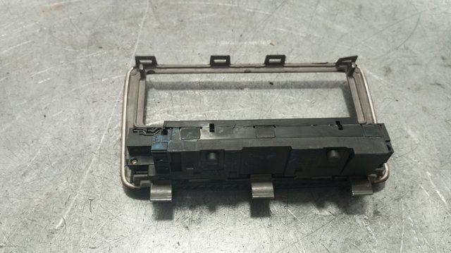 2108200151 MERCEDES Botón de encendido de calefacción del asiento  comprar en Jaén