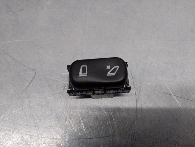 2108202010 Mercedes