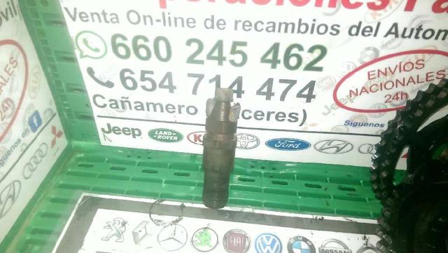 Tobera de agua regadora, lavado de parabrisas 2108601847 Mercedes