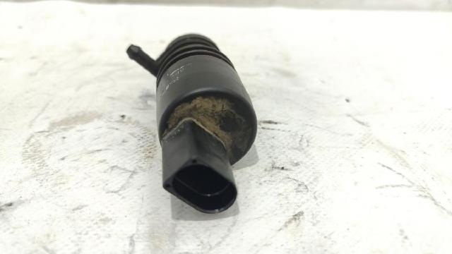 2108690821 MERCEDES Bomba de agua limpiaparabrisas, delantera comprar Bilbao