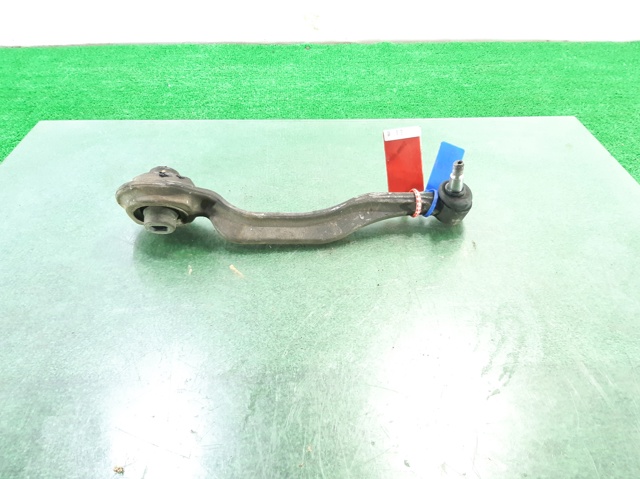 2113305011 Brazo inferior derecho de la suspensión delantera  disponible Málaga