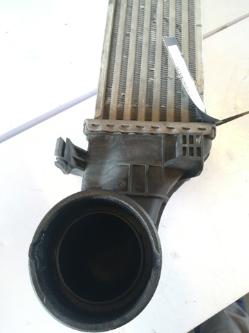 2115001102 MERCEDES Intercooler  disponible Ourense