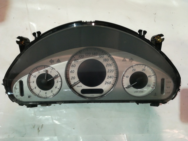 2115403611 Mercedes
