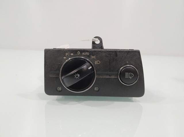 2115450104 MERCEDES Interruptor de luces en el tablero  disponible Alicante