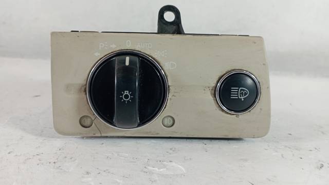 MERCEDES 2115450104 Interruptor de luces en el tablero comprar Barcelona