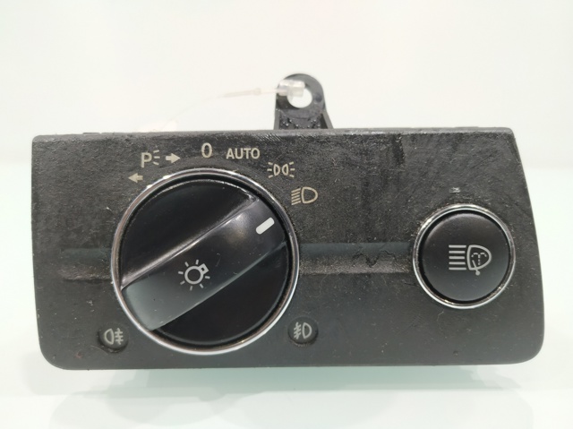 2115450104 MERCEDES Interruptor de luces en el tablero comprar Bilbao