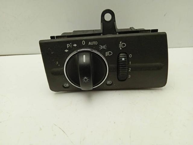 2115450304 Interruptor de luces en el tablero  en stock Granada