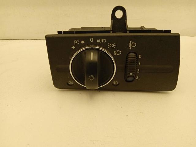 2115450304 Interruptor de luces en el tablero comprar Sevilla