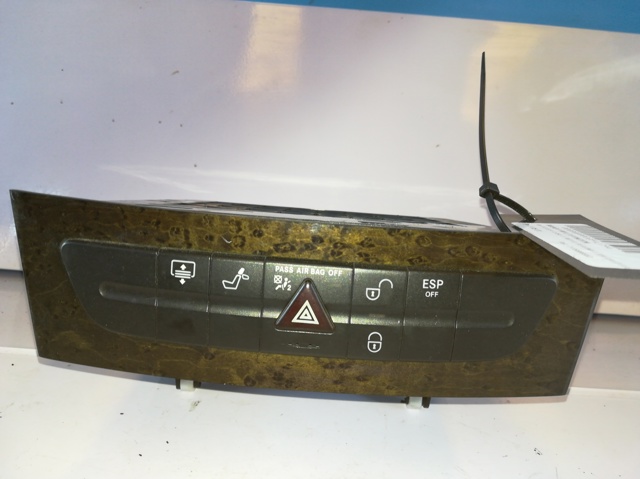 2116800552 Mercedes
